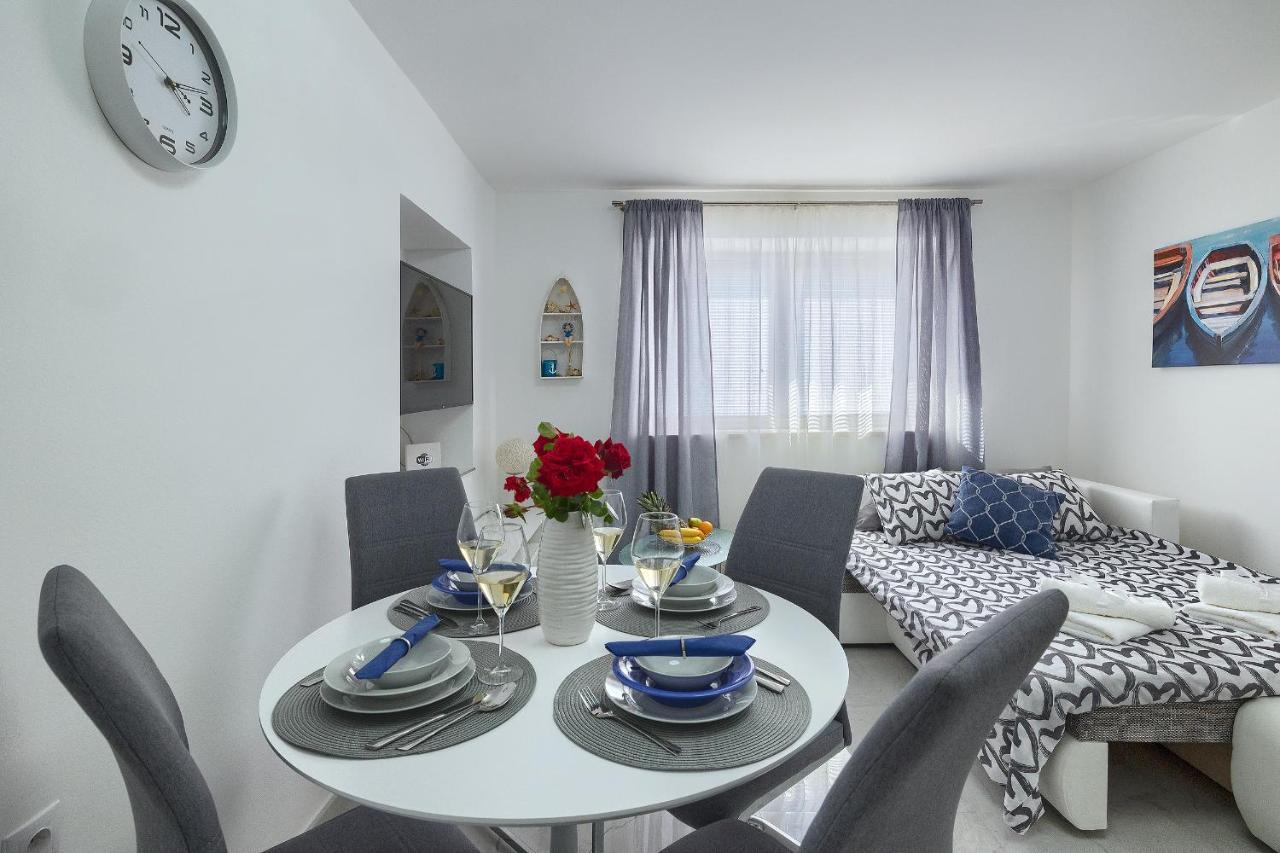 Studio Apartman Luka ポメル エクステリア 写真